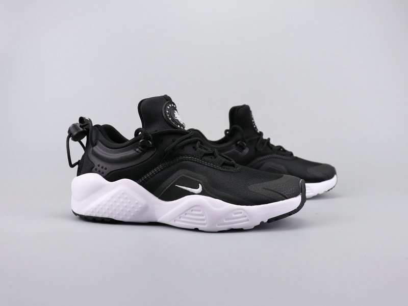 Women Nike Air Huarache 8 Black White Shoes